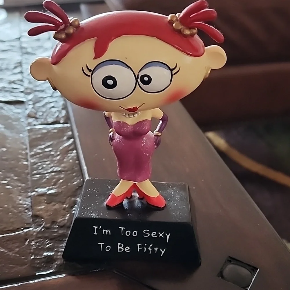 I'm to sexy to be 50, and my 50 cupcakes are bigger than your cupcakes - Picture 2 of 5